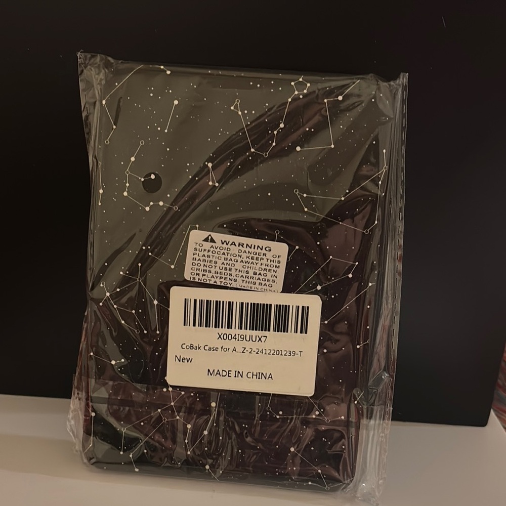 Black constellations 6in kindle case